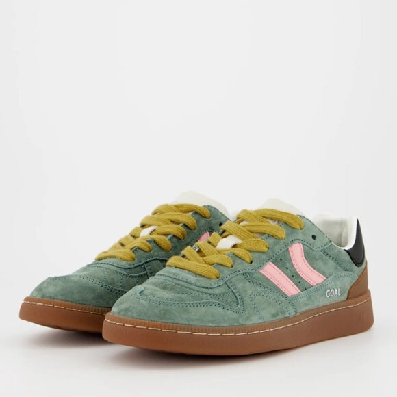 GOAL Sneakers - Picture 3 of 5